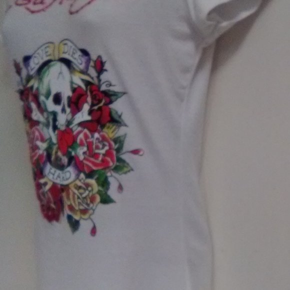 Ed Hardy White Short Sleeve with Rhinestones "Love Dies Hard" T-shirt - Picture 11 of 13